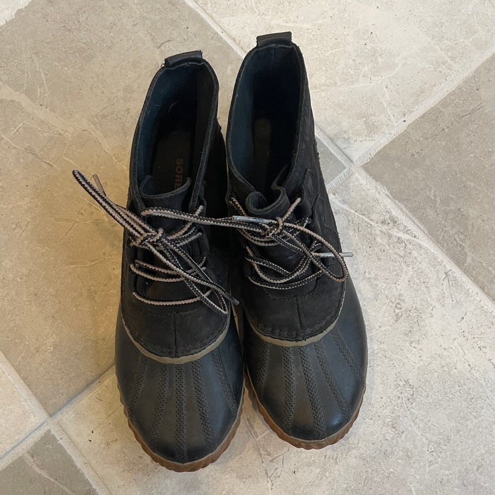 Sorel Out n About bootie - Black - 9.5